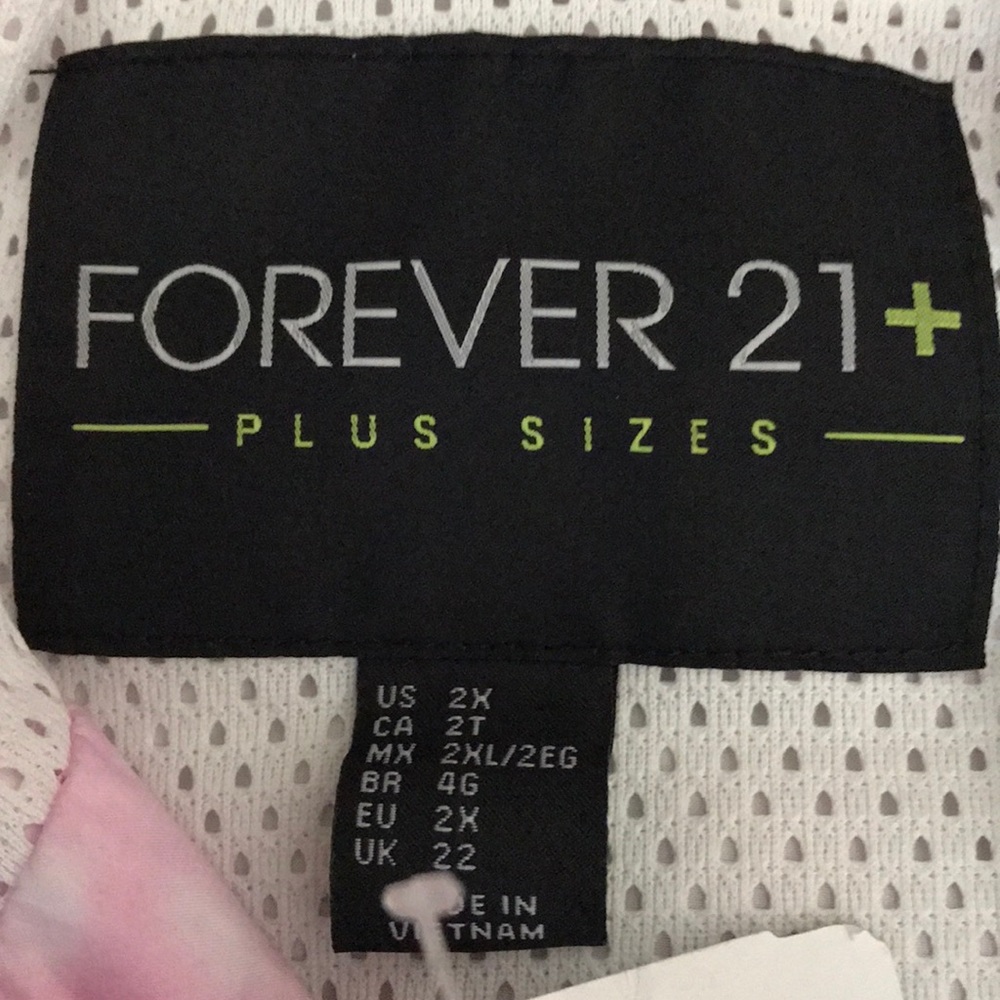 Pink Jacket - Picture 2 of 6